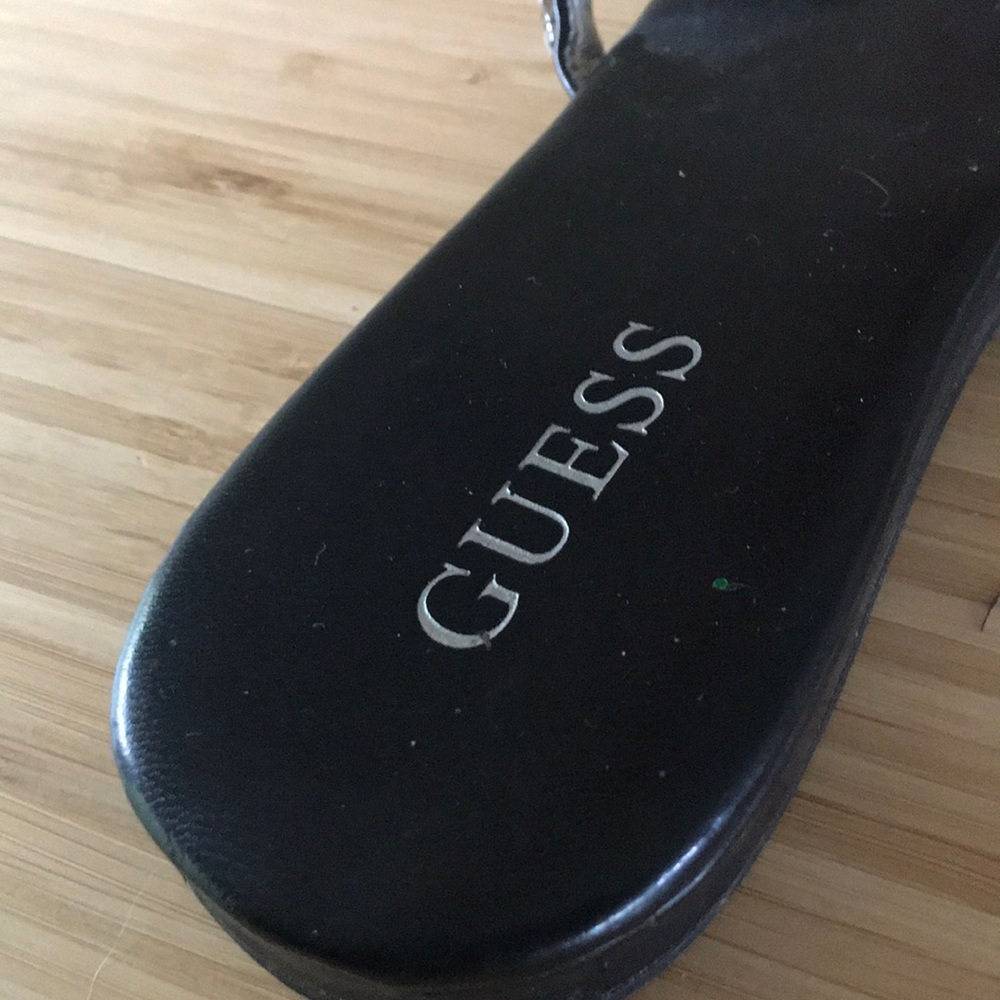 Guess flip-flops